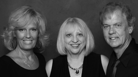three singers three singers